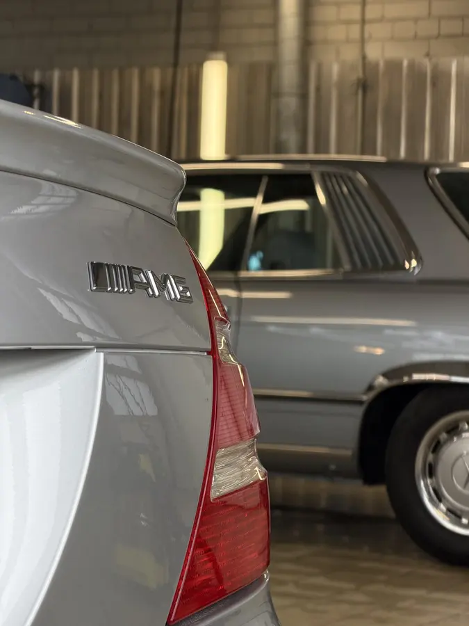 Klasikinio Mercedes-AMG universalo priežiūra