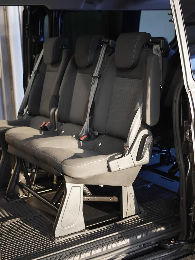 Komercinio transporto salono priežiūra Vilniuje